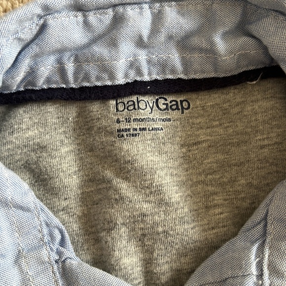 Baby shirt onesie, colour light blue, size 6-12m. Great condition, like new - Picture 3 of 6